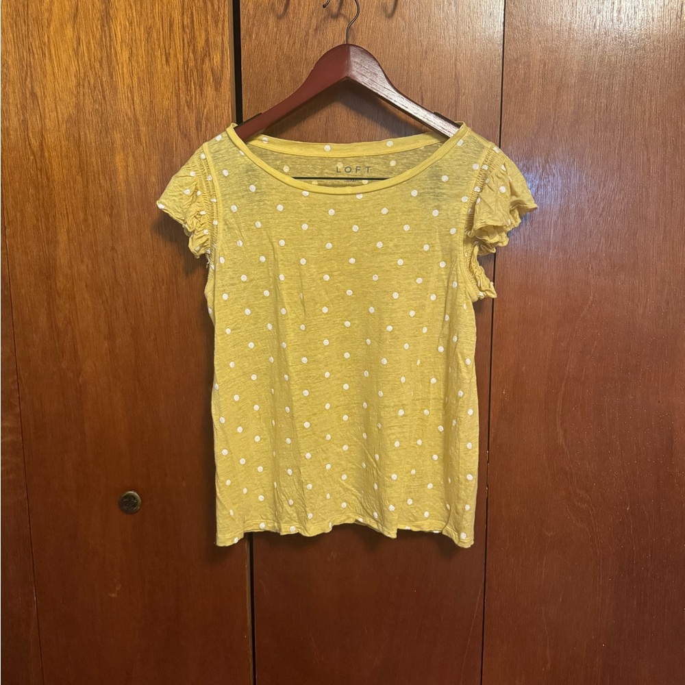 LOFT Linen Yellow Polka Dot Short ruffle Sleeve Tee size Medium